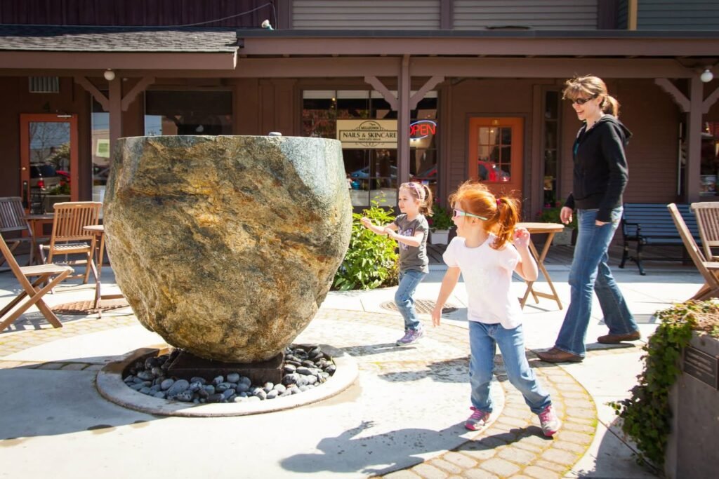 Promenade in Port Angeles, WA: A Child's Perspective