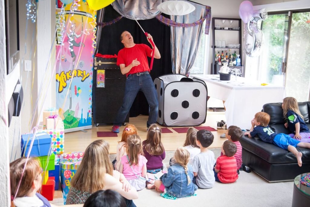 Kid's Party Entertainment with Magic Show