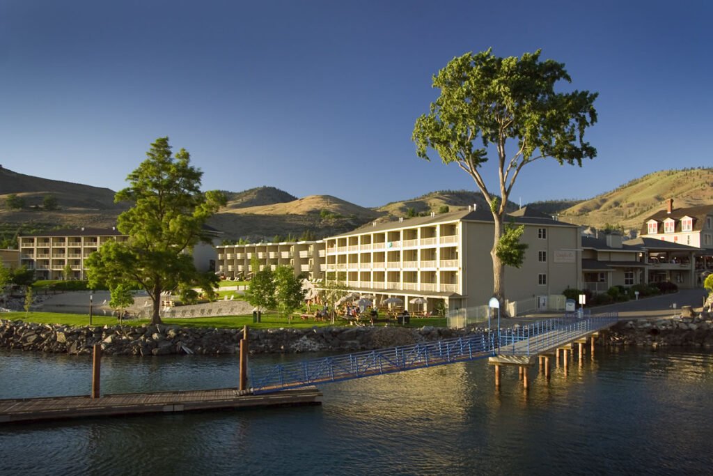 Serene Lakeside Resort View